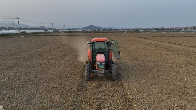 春耕备耕｜新装备新技术新模式，春耕实现机械化自动化——福建春耕一线见闻