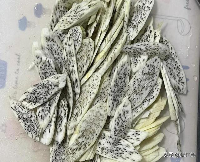 从“粮食处”下岗到“菜摊上”复工的茭白，有哪些种植类型与品种