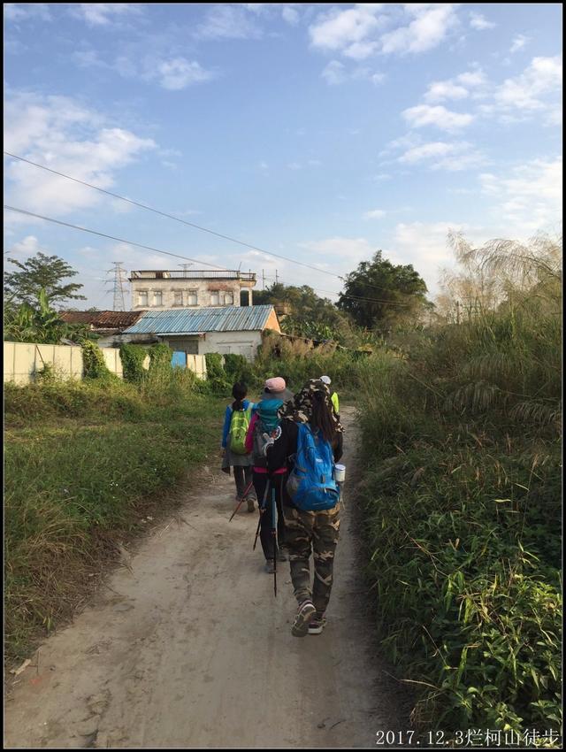 走过山岭，走过岁月，走过我自己