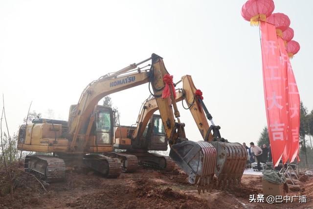 棠湖控股通江山地梅花鸡全产业链青山梁原种场项目落户通江杨柏太平场村