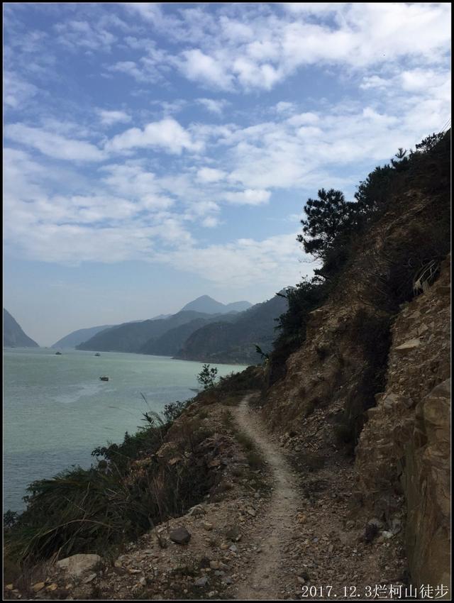 走过山岭，走过岁月，走过我自己