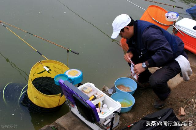 三分钟发窝鲫鱼窝料配方，这样搭配才能快速诱鱼进窝