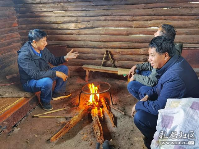 普米族的致富路—兰坪县通甸镇乌骨羊的养殖环境