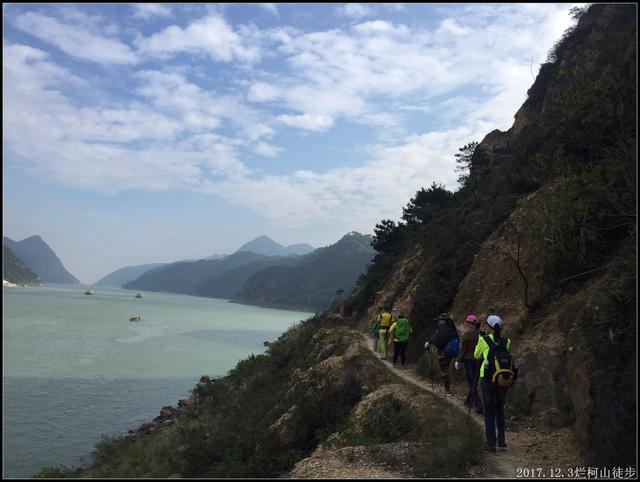 走过山岭，走过岁月，走过我自己