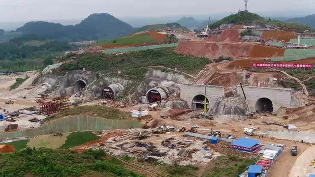 数谷巡礼｜揭秘腾讯养鹅基地！在贵州建设的特高等级数据中心