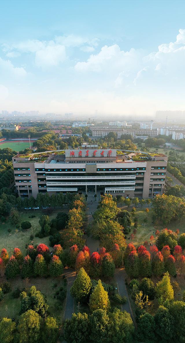 向建国（土家族），湖南农业大学教授、博导，鳜鱼、石蛙养殖专家