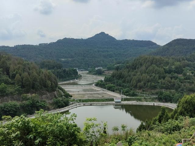 四川绵阳盐亭西部水产现代农业园区：四川最大淡水鱼集中养殖基地