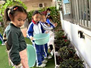 亲子种植活动的目的(春色满园，马峦街道江岭社区亲子种植种下绿色理念)