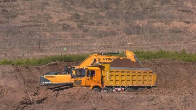 隆德县万只肉兔繁育基地开工建设