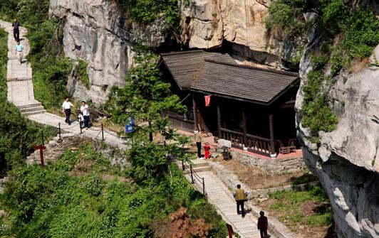 一个孤峰耸立的世外桃源：重庆綦江天台山