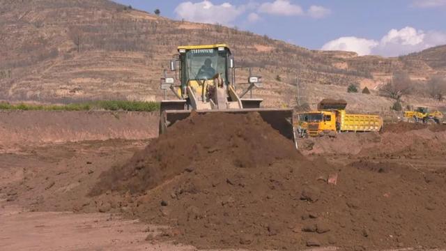 隆德县万只肉兔繁育基地开工建设