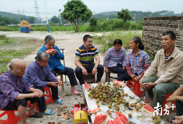 黄江帮扶的这个贫困村成为省级果树示范基地