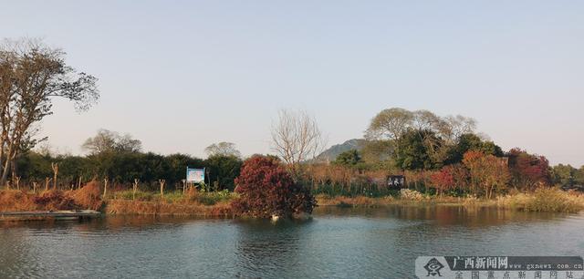 桂林斗鸡山“变身”净瓶山