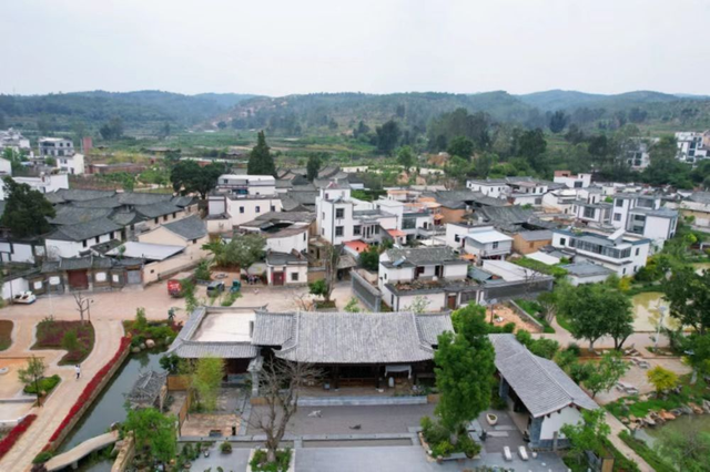 点赞！干部回乡绘蓝图~“乡愁建水”展新颜！