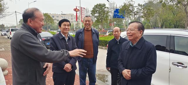 【今日头条】平顶山市绿色产业促进会赴鲁山鸵鸟养殖基地考察调研