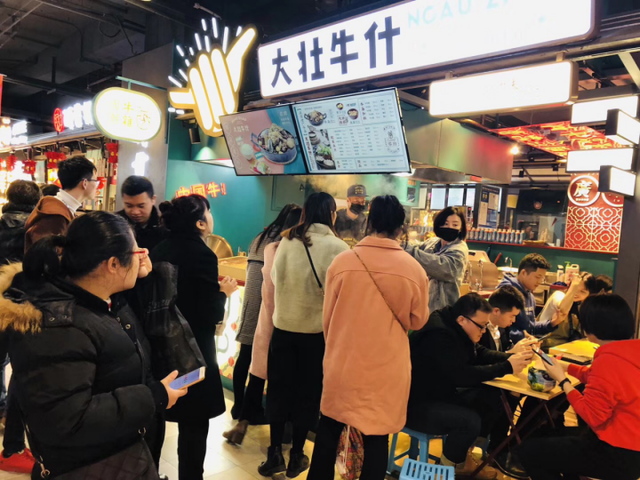 餐饮大连锁时代到来，3个案例深度拆解何为万店基因