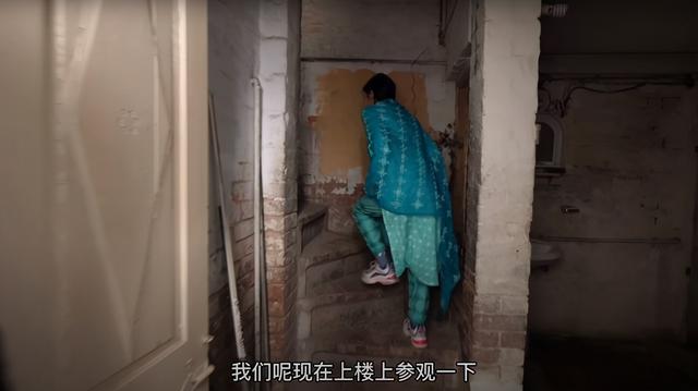 巴基斯坦美女一家人住三层独栋小屋 原来她们是这样生活的