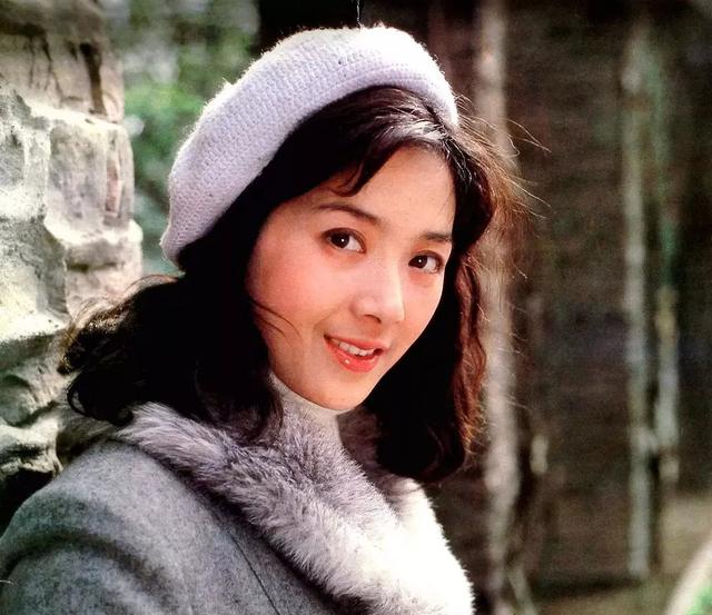 1986年龚雪被造谣牵扯流氓大案，远走美国，今67岁幸福得让人眼红