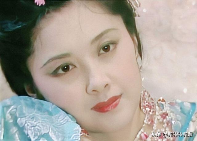 中国真正的自然美女：八位“中国式”的女神