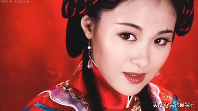 这7位女星“桃花眼”太美了，灵动中透着妩媚，一颦一笑尽是风情