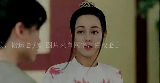 五官不咋滴，同台不能艳压，为何她们仍是公认的大美女？