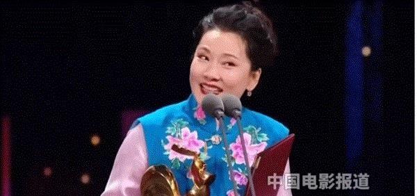 独特美女与张国荣演绎乱伦戏码，父亲誓为她不复娶