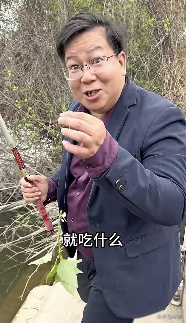 笑不活了！让领带鱼跳张元英的转圈舞，“鱼生”让我们都懵了！