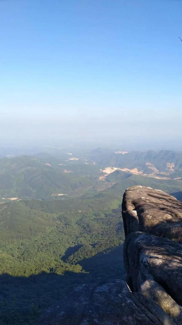 大片！钦州美女摩友三登王岗山！前两次失望而归，这次终于登顶