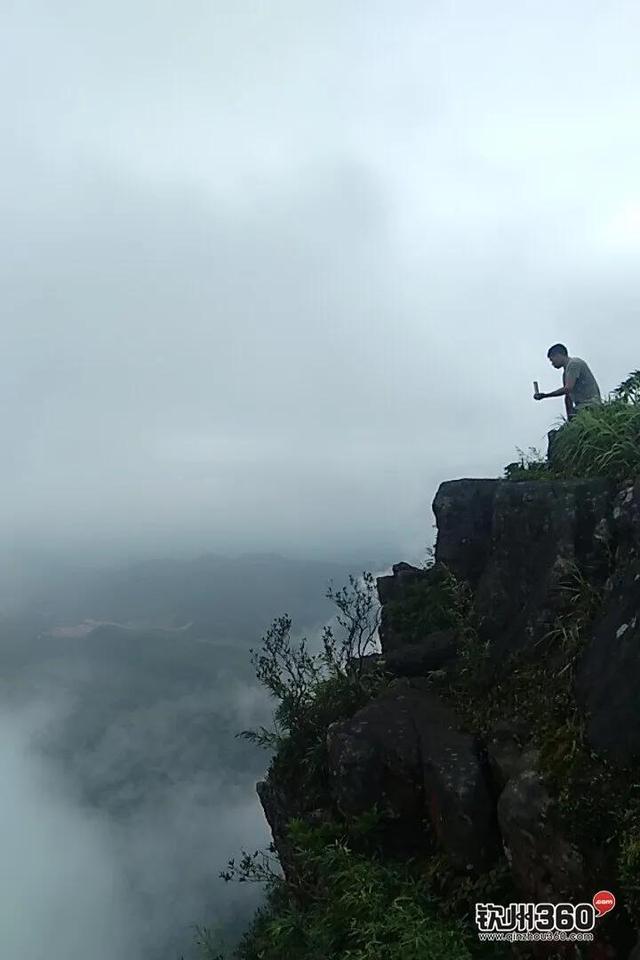 大片！钦州美女摩友三登王岗山！前两次失望而归，这次终于登顶