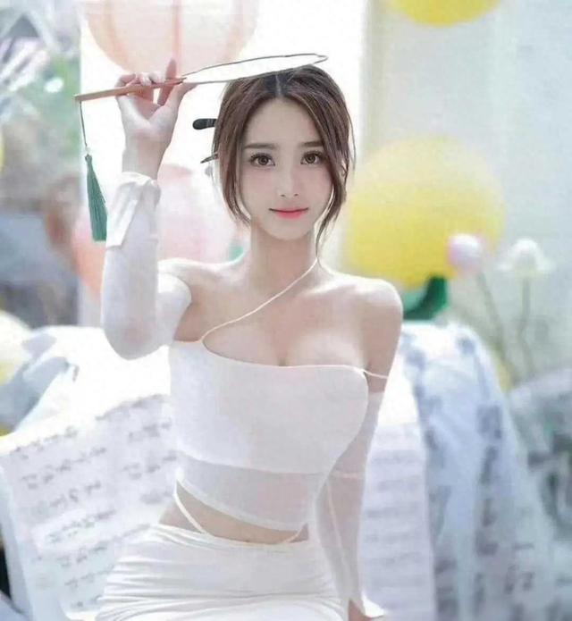 分享美图，性感知性美女