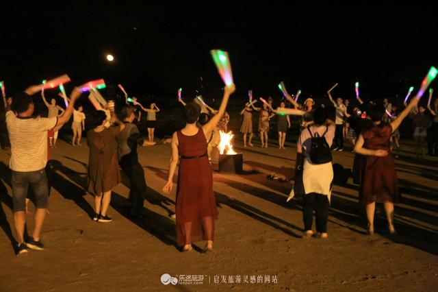 风车海湾，我和美女们观潮弄海抓章鱼！