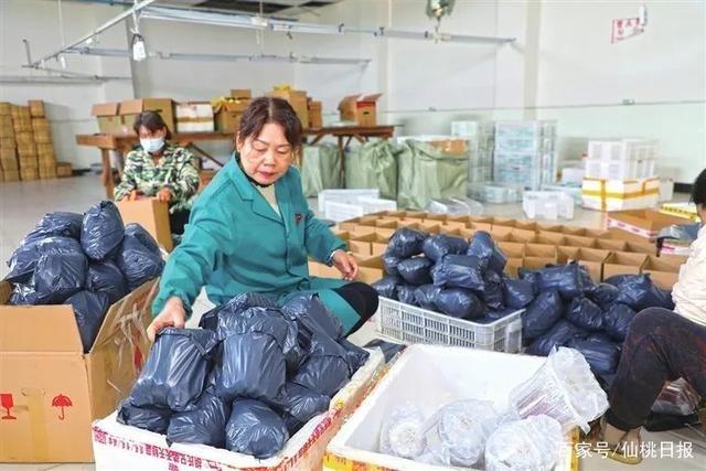 厉害了！仙桃人直播卖货玩出新花样