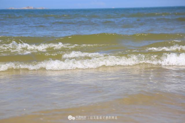 风车海湾，我和美女们观潮弄海抓章鱼！