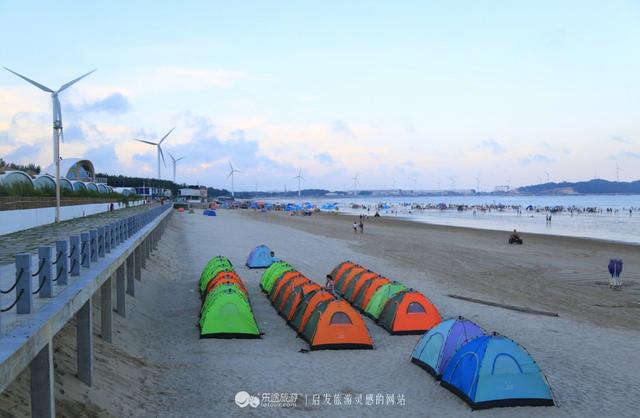 风车海湾，我和美女们观潮弄海抓章鱼！