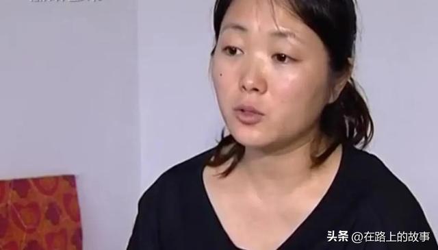 洗脚妹爱上假老板，意外怀孕后惨遭抛弃，男子：见你一次打你一次