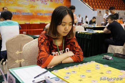 象棋界美女如云，聪明漂亮有胆识，你最看好谁？