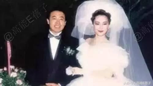 你还记得王祖贤的“妹妹”吗？经历婚变患癌的她公开素颜却遭群嘲