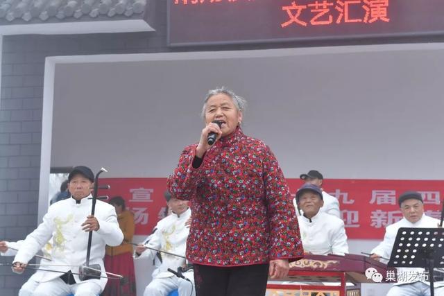 文艺巡演年味浓，烔炀宣讲政策接地气