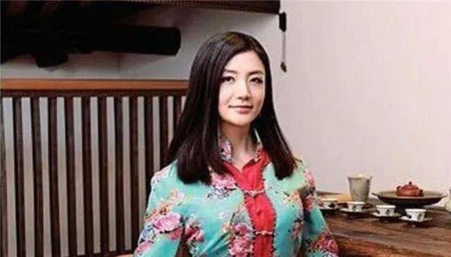 单身女富豪李颖，马云为请她三顾茅庐，择偶标准：不能打扰我工作