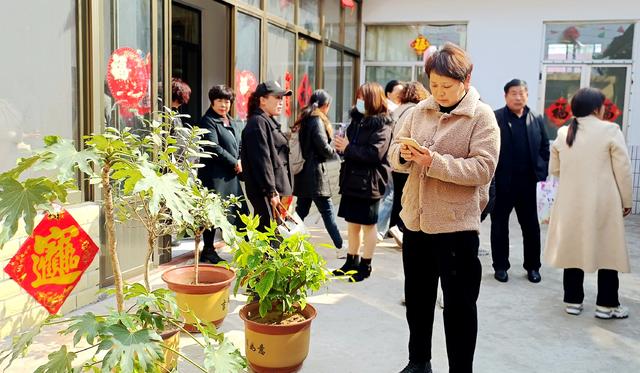 薛城区邹坞镇：学先进、促赶超，为乡村振兴汇聚巾帼“她”力量