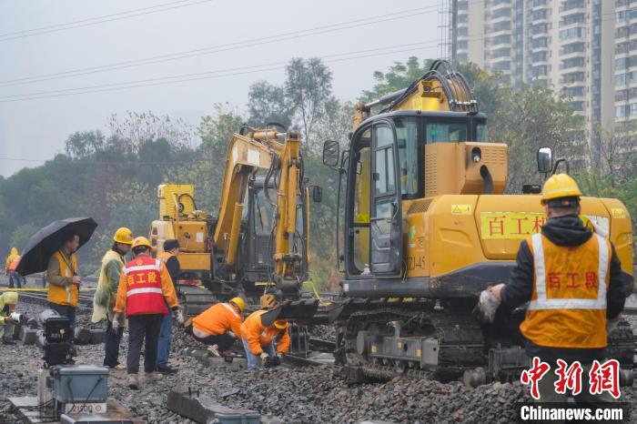 南宁南站场设备集中整治施工正式启动