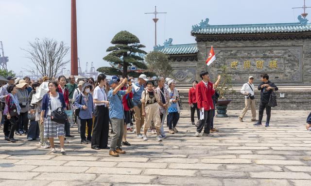 邮轮复航后首艘访粤国际邮轮！“和平之船”靠泊深圳南山