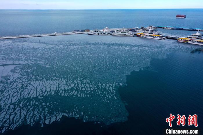 《青海省湖泊监测与评估》正式出版